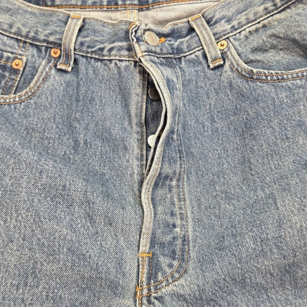 VTG Levis 501 Jeans Mens 36x30‎ Blue Made USA Button 90s Faint Stains Fits 31x29